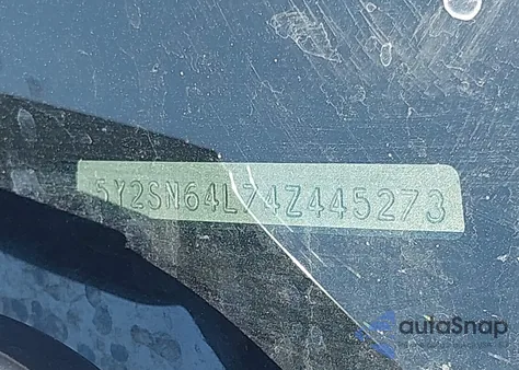 2004 Pontiac Vibe Gt z USA, uszkodzony, nr VIN 5Y2SN64L74Z445273